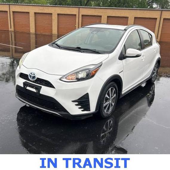 TOYOTA PRIUS C 2018 JTDKDTB33J1612971 image